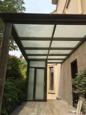 铝合金玻璃雨棚